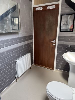 Photo 30- click for photo gallery